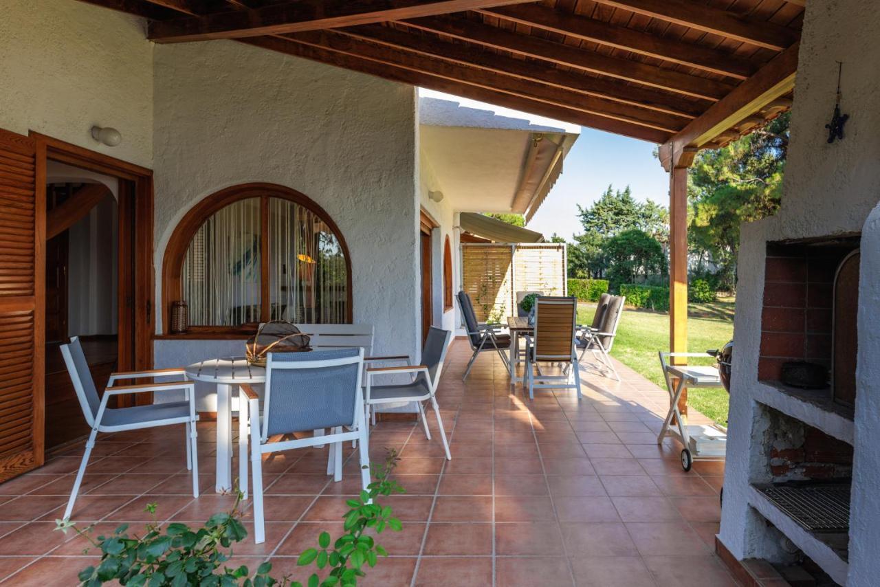 Luna Villa Private Beach Nea Irakleia Exteriör bild