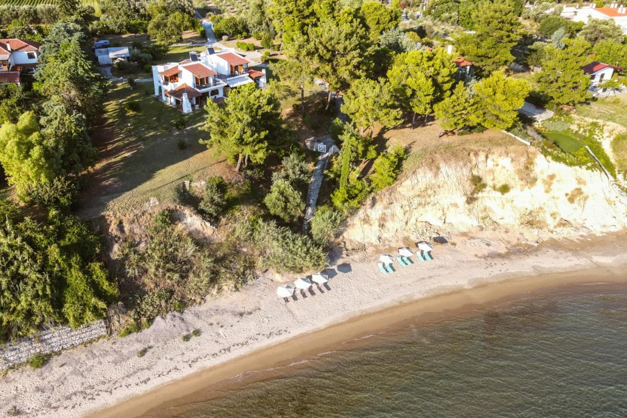 Luna Villa Private Beach Nea Irakleia Exteriör bild